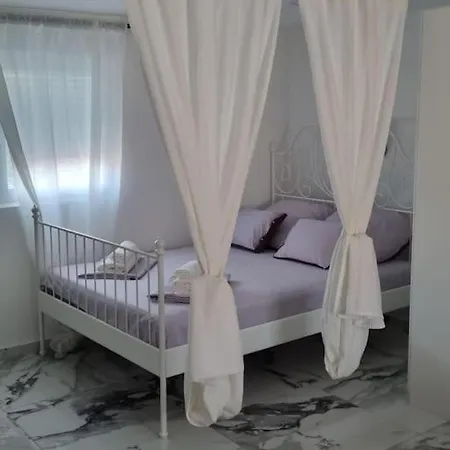 Blue Eden In Old Town Private Penthouse * 자다르