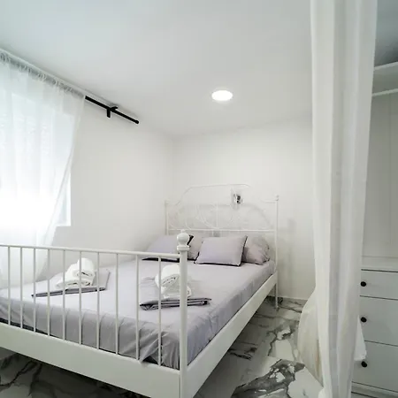 Blue Eden In Old Town Private Penthouse Appartamento